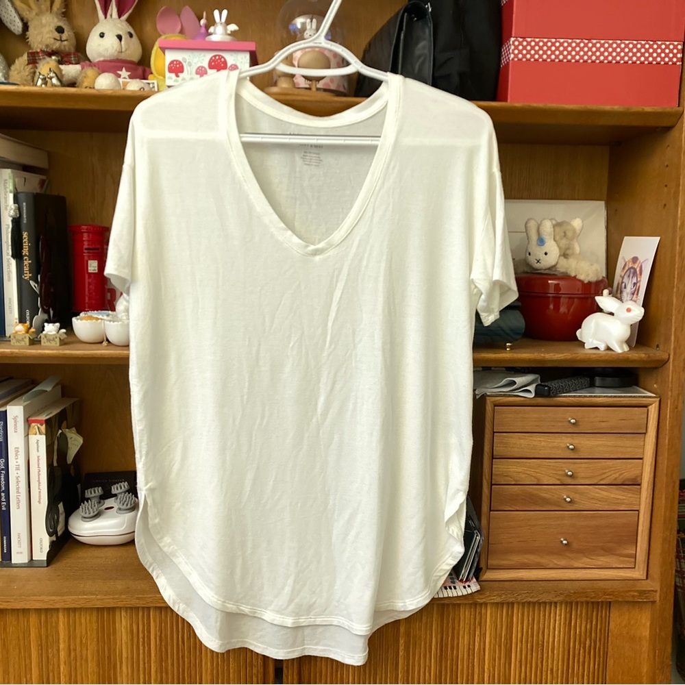 American Eagle top